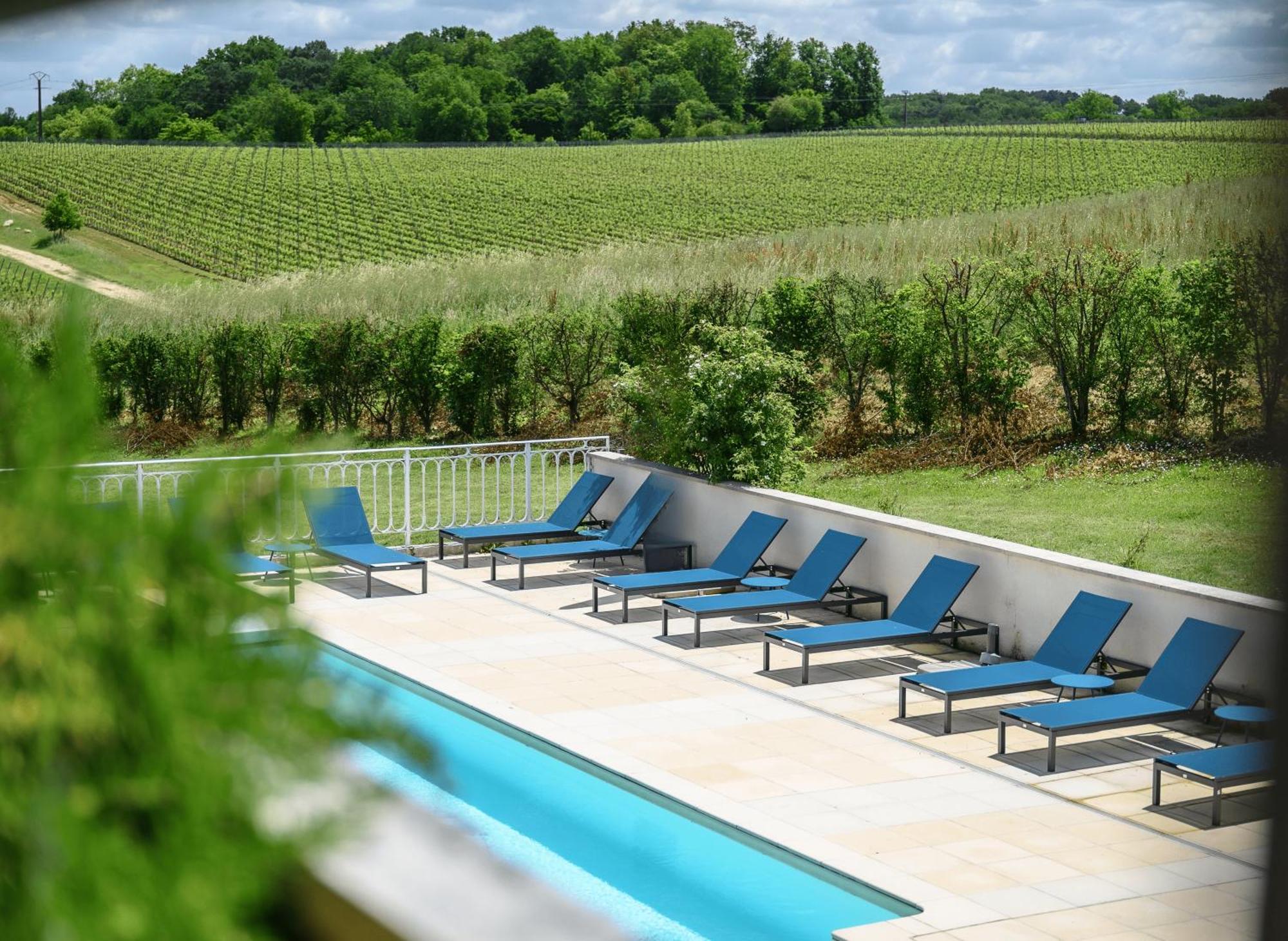 Salleboeuf Pey La Tour - Logis Hotels & Restaurant מראה חיצוני תמונה