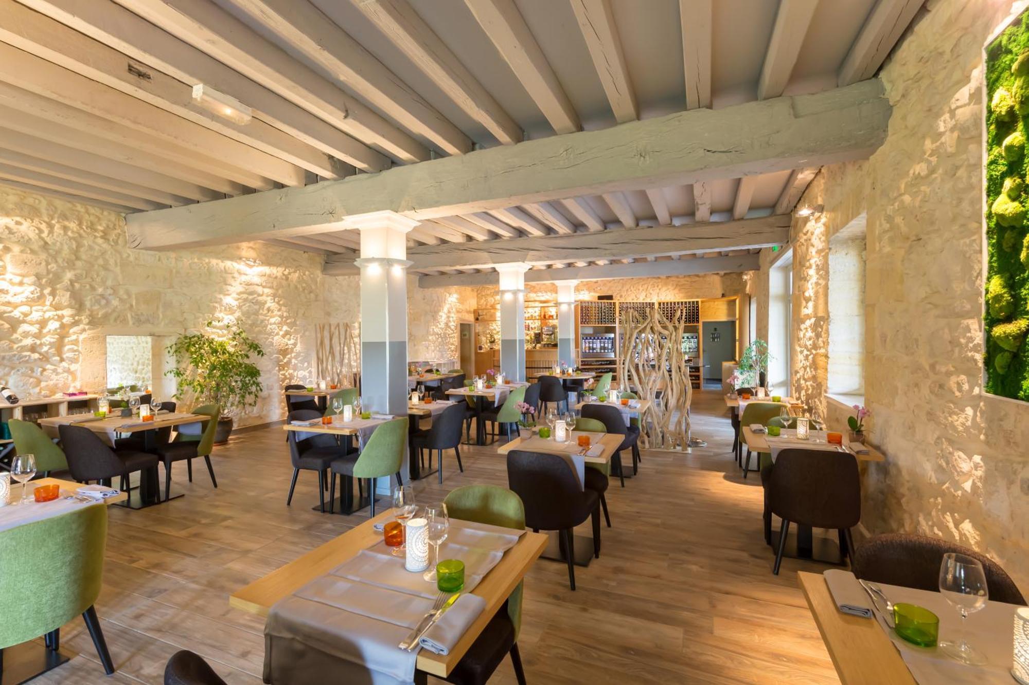 Salleboeuf Pey La Tour - Logis Hotels & Restaurant מראה חיצוני תמונה