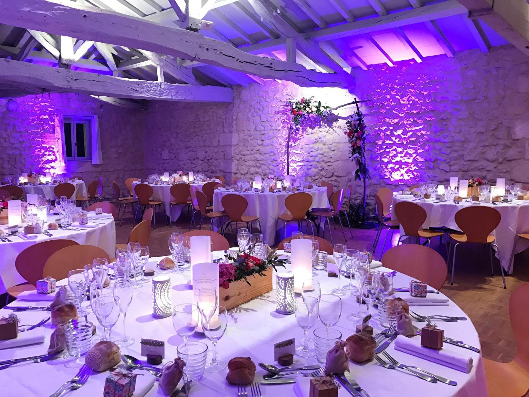 Salleboeuf Pey La Tour - Logis Hotels & Restaurant מראה חיצוני תמונה