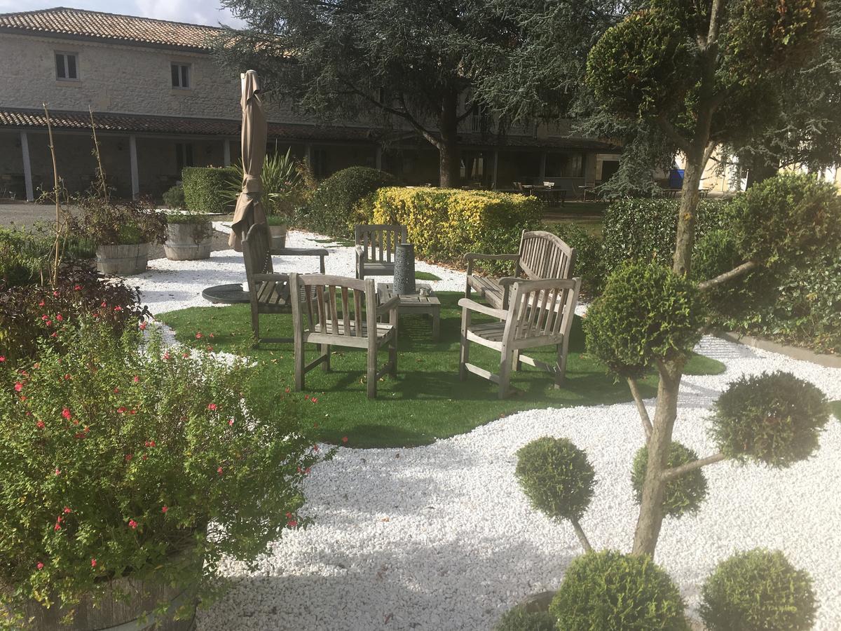 Salleboeuf Pey La Tour - Logis Hotels & Restaurant מראה חיצוני תמונה